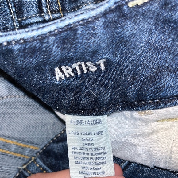 ❗️❗️SOLD❗️❗️
American eagle artist stretch jeans! - Picture 4 of 9